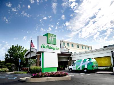 Holiday Inn Plainview-Long Island - Bild 1