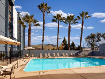 Courtyard Vallejo Napa Valley - Bild 1