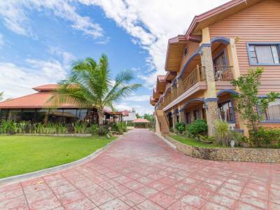 Starhomes Olivianville by RedDoorz - Bild 1