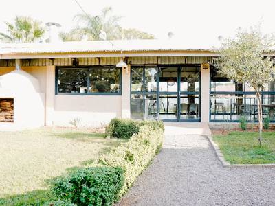 Lighthouse Guesthouse & Cafe - Bild 1