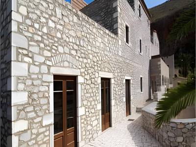 Itilo Traditional Hotel - Bild 1