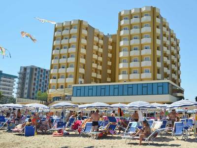 Grand Hotel Montesilvano - Bild 1