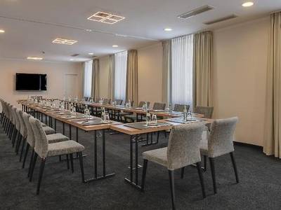 Sympathie-Fürstenhof - Bild 1