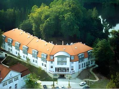 Parkhotel Altes Kaffeehaus - Bild 1