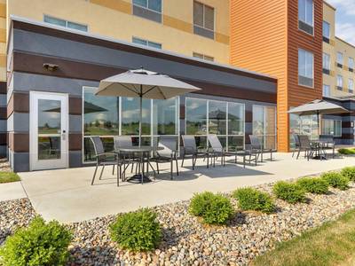 Fairfield Inn & Suites Warsaw - Bild 1
