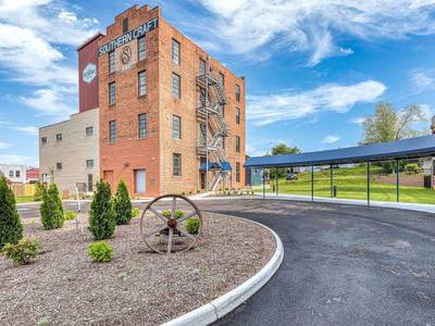 The Sessions Hotel - Bild 1