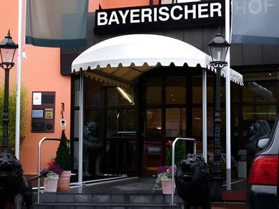 Bayerischer Hof - Bild 1