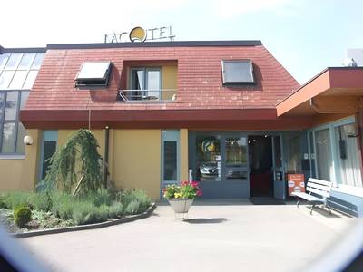 Lacotel Hotel & Restaurant - Bild 1