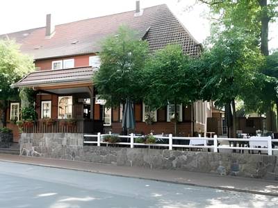 Acht Linden - Bild 1