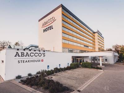 Elaya Hotel Stuttgart Ludwigsburg - Bild 1