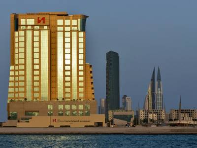 Grand Swiss-Belhotel Waterfront, Seef - Bild 1