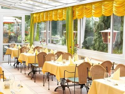 Deutschherrenhof - Bild 1