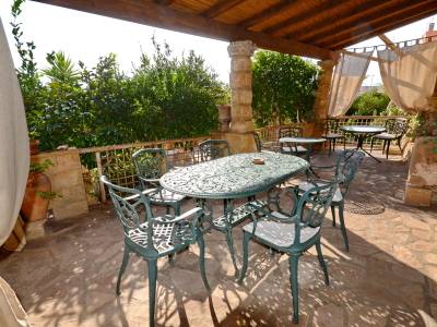 Felline In Bed & Breakfast - Bild 1