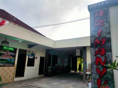 Hotel Abimanyu Bandungan - Bild 1