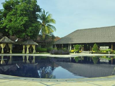 New Sunari Lovina Beach Resort - Bild 1