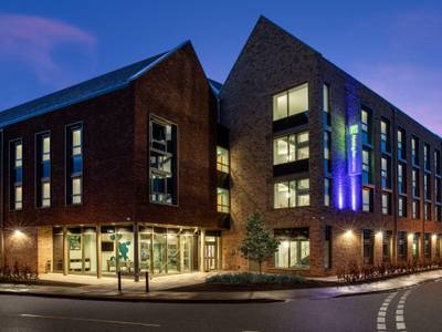 Holiday Inn Express Cambridge West - Cambourne - Bild 1