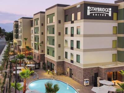 Staybridge Suites San Bernardino – Loma Linda - Bild 1