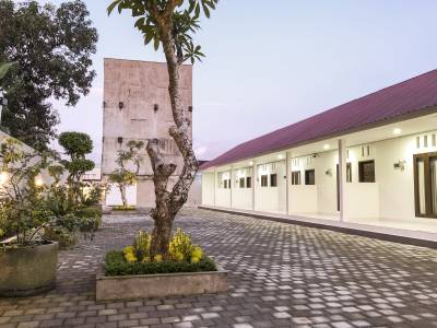 Dijobi by OYO Rooms - Bild 1