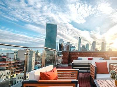 The Modernist Hotel - Bild 1