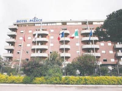 Palace 2000 - Bild 1