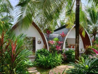 Eden Beach Resort - Bild 1