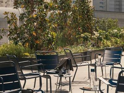 Okko Hotels Paris La Défense - Bild 1