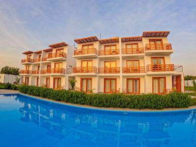 Hotel La Colina - Bild 1