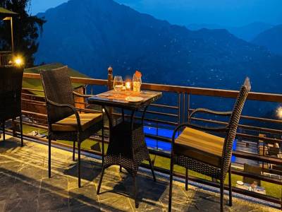 Justa Cliffend Resort & Spa Mashobra - Bild 1