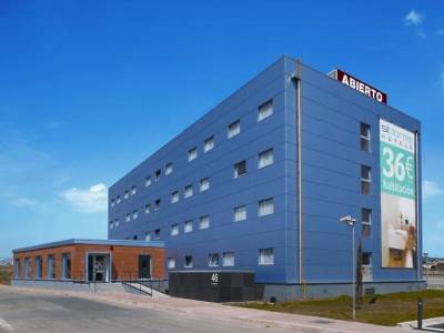 B&B HOTEL Girona 2 - Bild 1