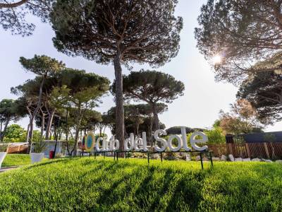 Adriano Family Collection - Bild 1