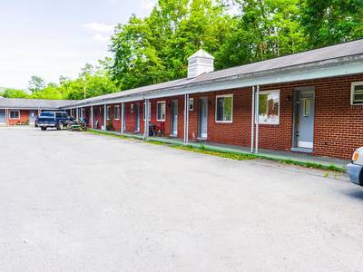 Travelers Inn by OYO Beaver, Hwy 19 - Bild 1