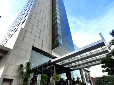 Gumaya Tower Hotel - Bild 1