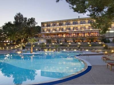 Xenia Palace - Bild 1