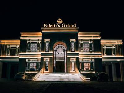 Faletti's Grand Bahawalpur - Bild 1