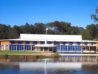 Hotel Des Lacs D'halco The Originals Relais - Bild 1