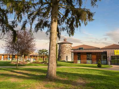 Hotel La Charpiniere - Bild 1