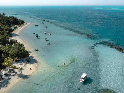 Batuta Maldives Inn - Bild 1