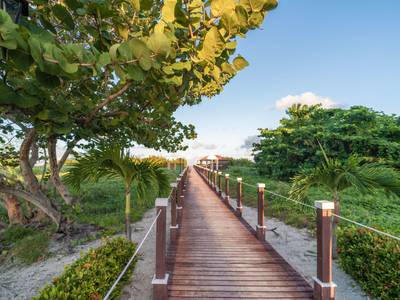 Sanctuary Santa Lucía - Bild 1