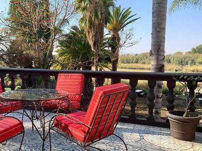 Le Must River Residence - Bild 1