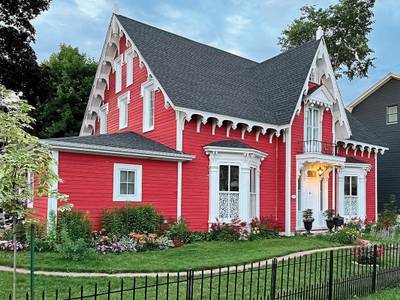 The Red House Fredericton - Bild 1