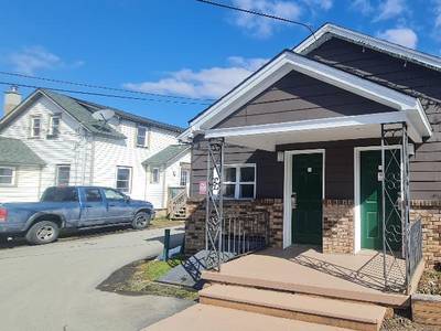 Werry's Cottages and Pub By OYO East Stroudsburg - Weekly Stays - Bild 1