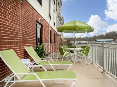 Holiday Inn Express Hotel & Suites Ashland - Bild 1