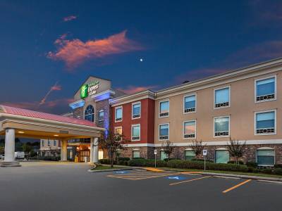 Holiday Inn Express Hotel & Suites Jasper - Bild 1