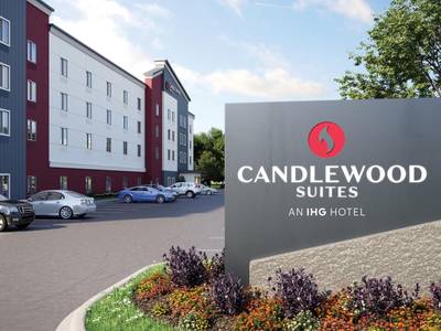 Candlewood Suites Orange - Bild 1