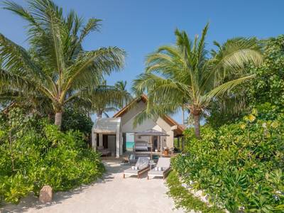 JW Marriott Kaafu Atoll Island Resort - Bild 1