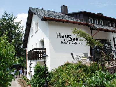 Haus am See - Bild 1