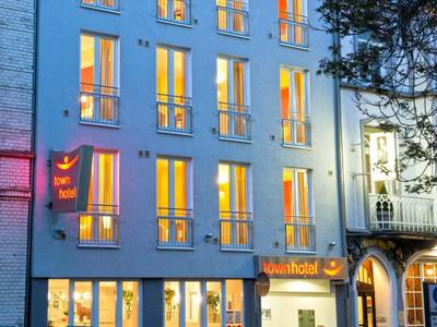 Town Hotel - Bild 1