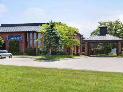 Travelodge by Wyndham Chatham - Bild 1
