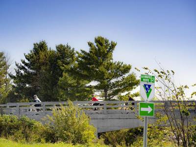 Hotel St-Jean-Sur-Richelieu - Bild 1