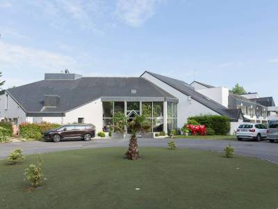 Hotel The Originals du Golf de Saint-Laurent Carnac North - Bild 1